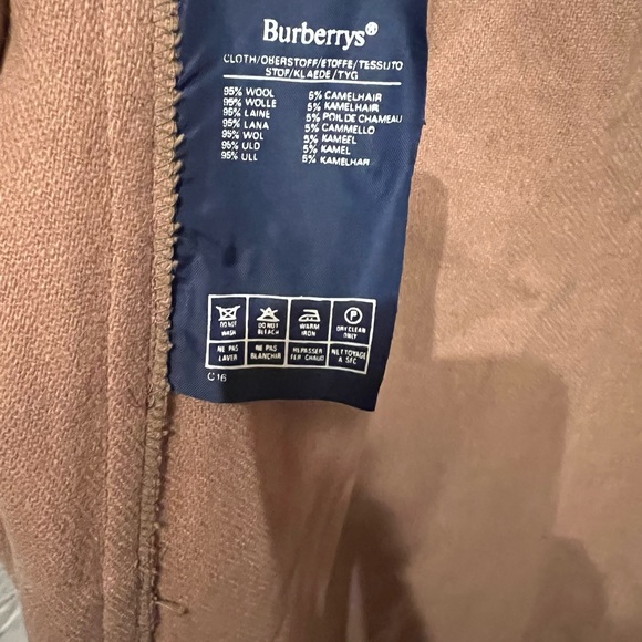 VTG Burberry coat liner - Picture 8 of 8